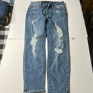 Judy Blue Los Angeles size 5/27 distressed relaxed fit jeans